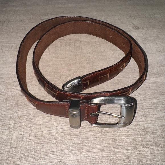 Vintage Southwestern Women’s Brown Braided Leather Concho Belt main image 2